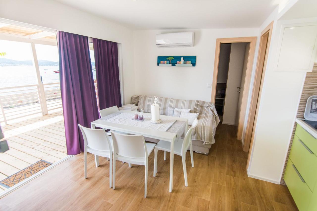 Mobile home Opal 2 Biograd Na Moru Esterno foto